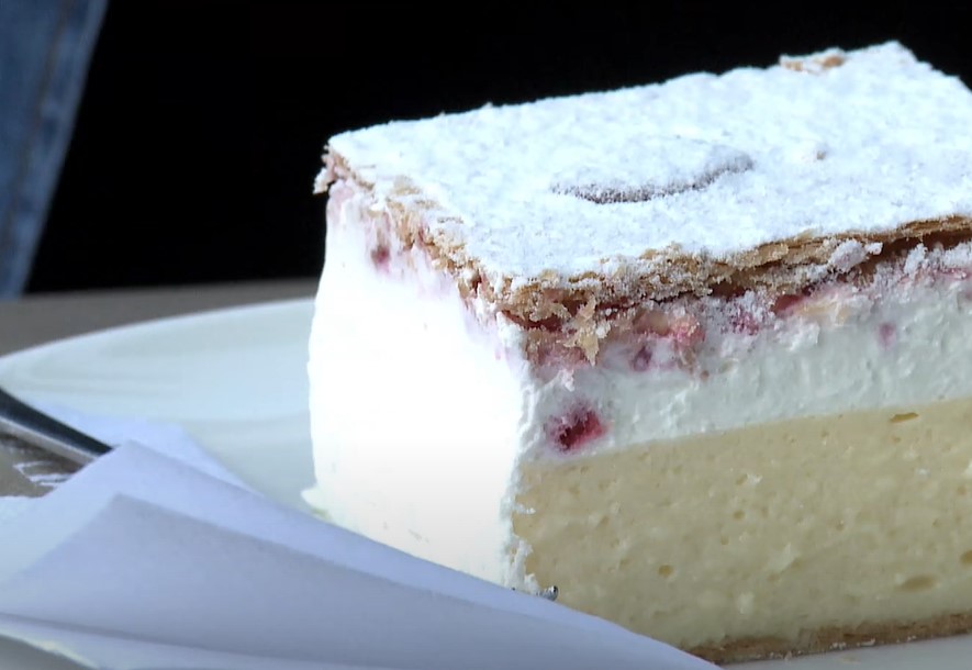 BLEDSKA KREMPITA Kolač za sva vremena, Tito ga je obožavao, a originalni recept je tajna još od 1953.