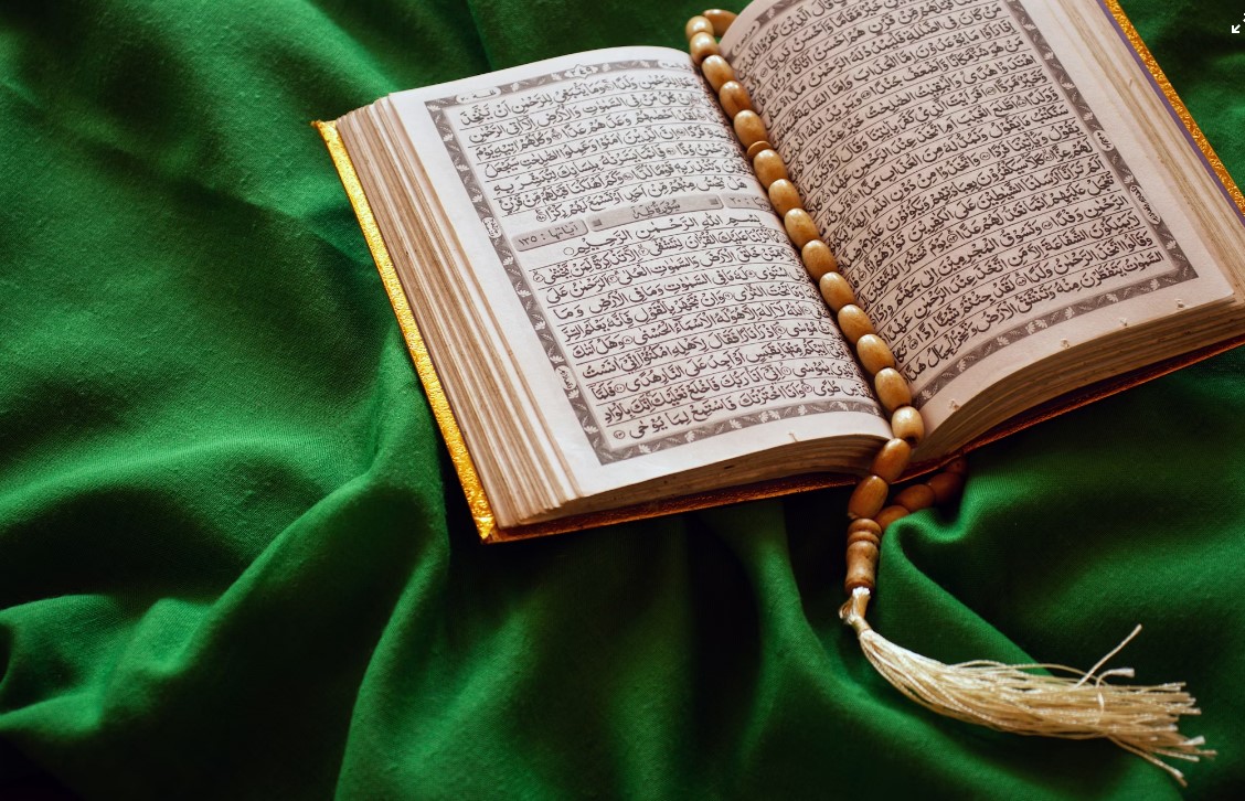 DANI PORODIČNIH OKUPLJANJA I RADOSTI Muslimani širom svijeta danas obilježavaju Ramazanski bajram