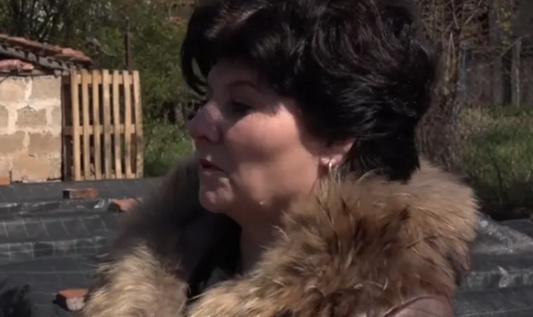 (VIDEO) OTKRIVENA TAJNA PORODICE MANOJLOVIĆ U dvorištu imaju sedam bazena, a ne kupaju se u njima