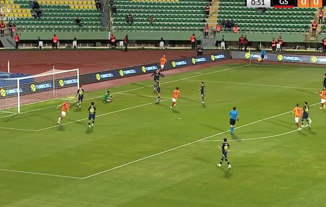 (VIDEO) SKANDAL TRESE SVIJET FUDBALA Fenerbahče napustio teren u 52. sekundi