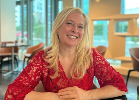 (FOTO) OVAKVU LJEPOTU ODAVNO NISTE VIDJELI Evo gdje živi Đina iz Srećnih ljudi: O njenom dvorištu svi govore, svaka joj čast