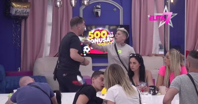 "NIKAD ME NISI BRANILA, ALI JA TEBE JESAM" Ivan pecnuo Matoru, ona mu žustro odbrusila: Ako sve to misliš o meni, ne znam što si došao kod mene na rođendan! (VIDEO)