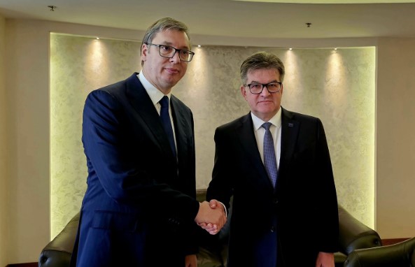 "JOŠ JEDAN OTVOREN I KONKRETAN RAZGOVOR" Vučić sa Lajčakom: Srbija nastavlja da vodi odgovornu politiku
