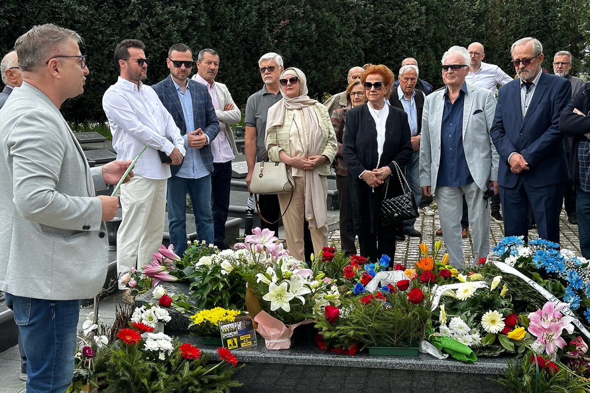 "PLAVI" ODALI POČAST LEGENDI Ne blijedi sjećanje na Ivicu Osima