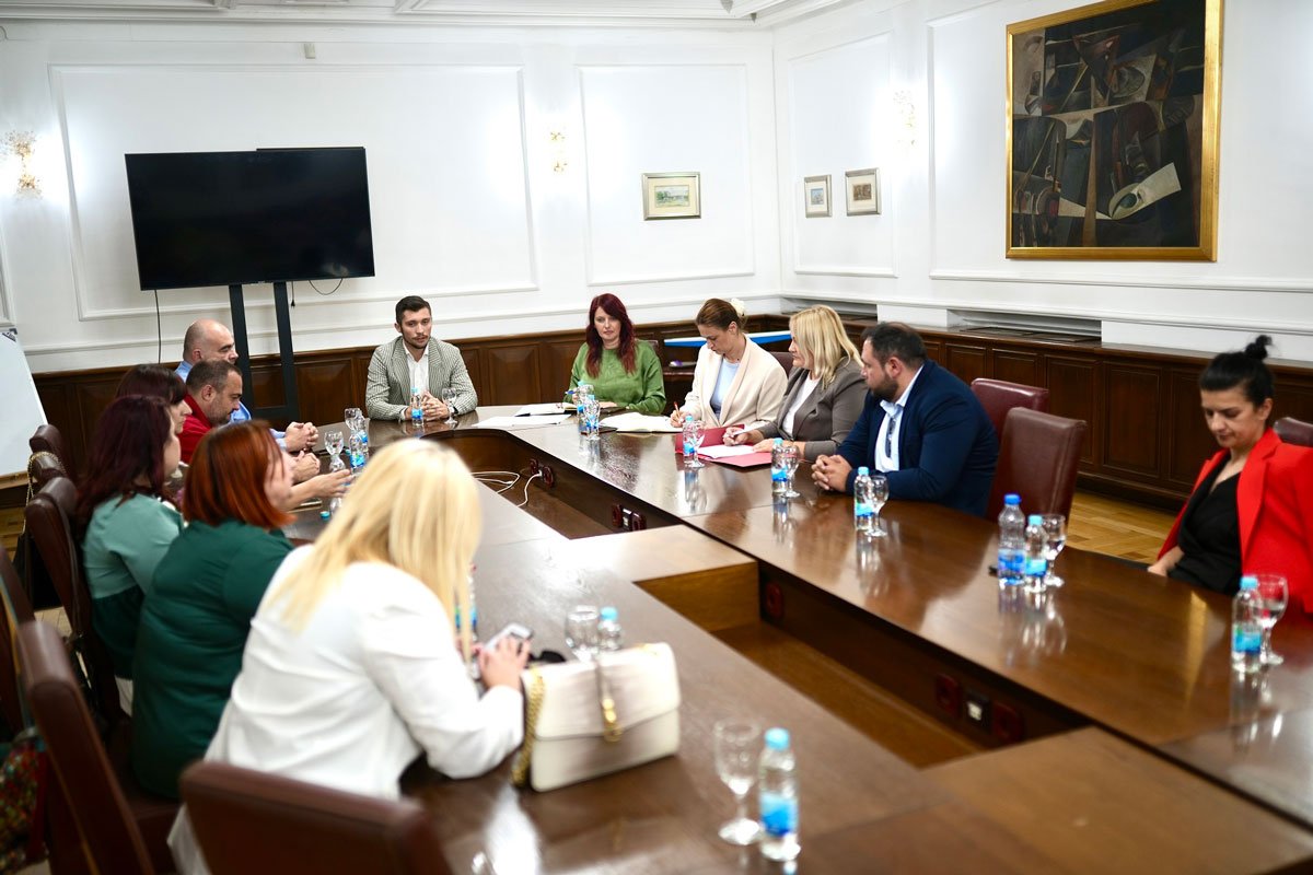 SUBVENCIJE ZA PRIVATNI VRTIĆ BIĆE POVEĆANE Održan sastanak U Gradskoj upravi Banjaluka