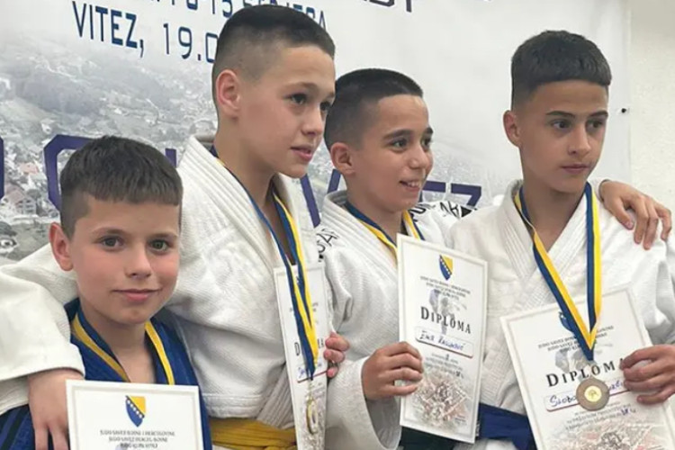 NASTAVILI SJAJAN NIZ Džudisti banjalučkog Borca osvojili medalje na Prvenstvu BiH