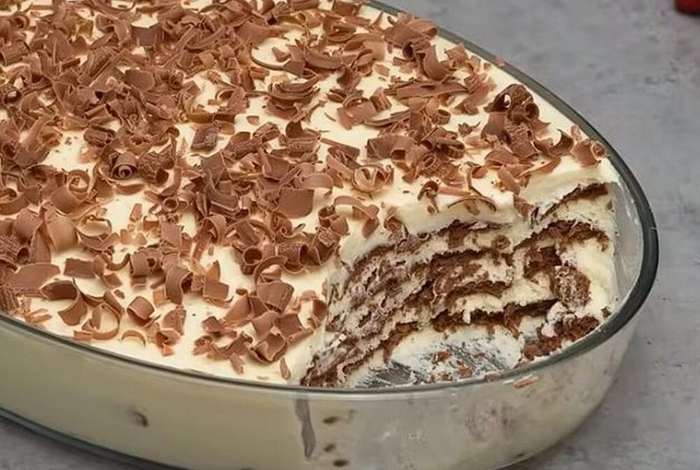 PRAVI SE U SVEGA NEKOLIKO POTEZA Najkremastija keks torta raj za nepca