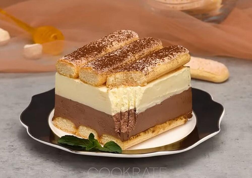SLADOLED-TORTA OD PIŠKOTA GOTOVA ZA 15 MINUTA Kremast, mirisan i osvježavajući desert koji ne može da ne uspije