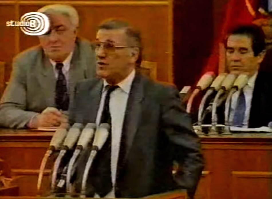 ŽIVOTNA PRIČA BATE ŽIVOJINOVIĆA Napio ekipu na snimanju "Bitke na Neretvi" i tukao kolegu zbog Slobe Miloševića