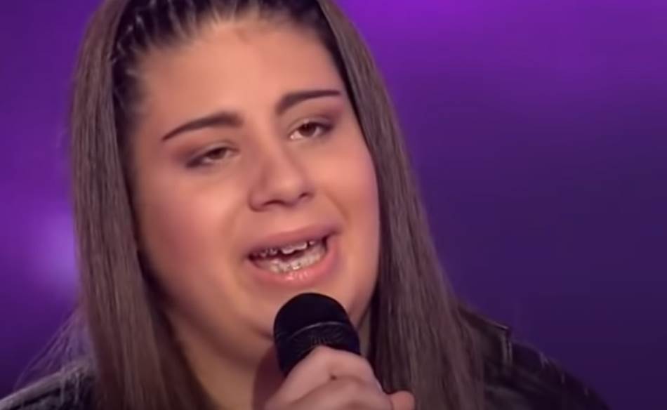 (FOTO) ZNATE LI KAKO DANAS IZGLEDA MARIJA SERDAR? Takmičila se u "Pinkovim zvezdicama", a sada ćete je jedva prepoznati
