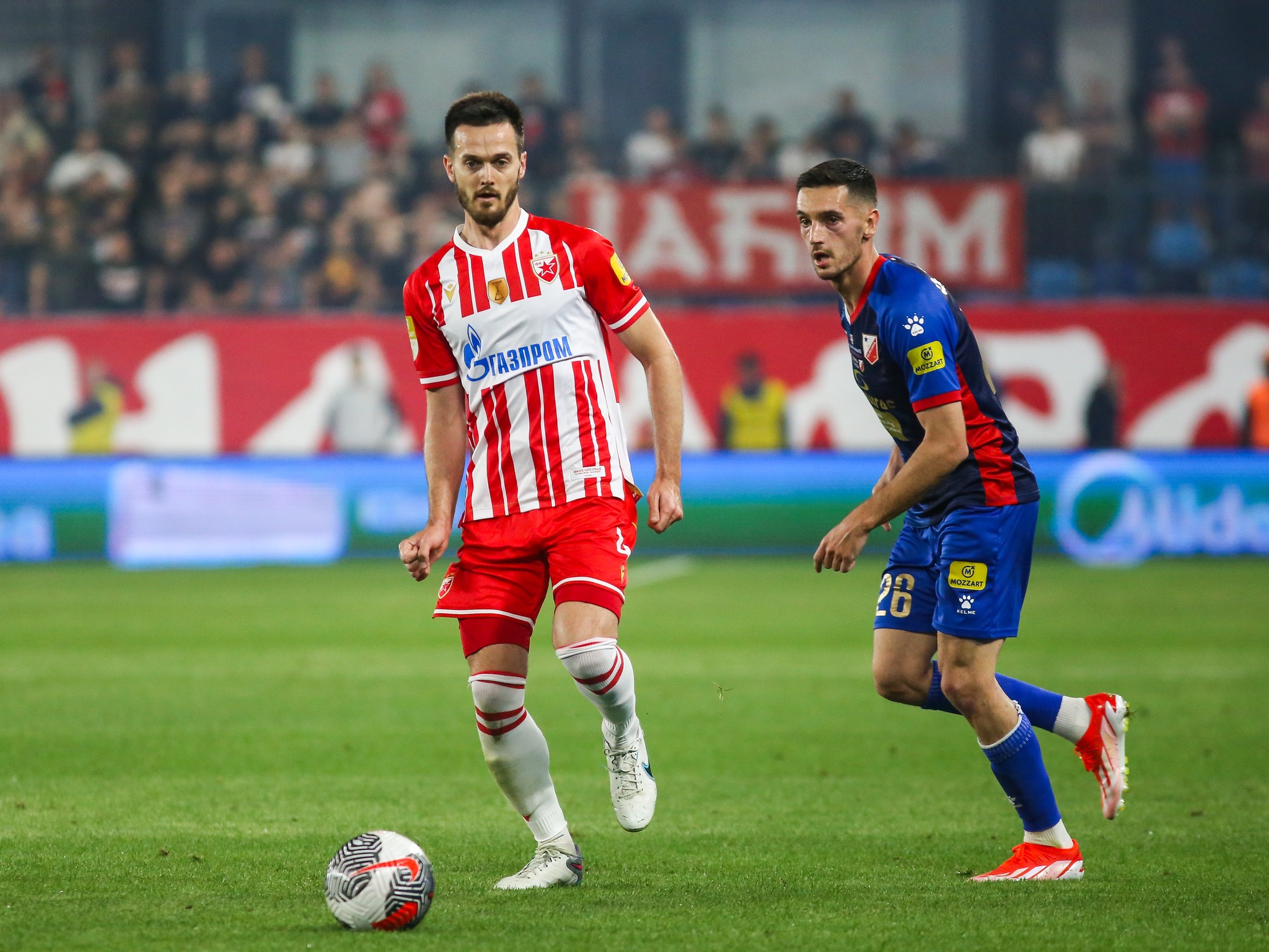 NOVI TROFEJ ZA FUDBALERE CRVENE ZVEZDE Poslije titule, uzeli i Kup