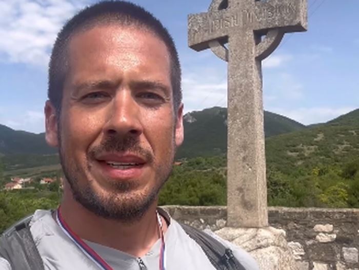 (VIDEO) "VELIKO EMOTIVNO ISKUŠENJE" Nakon što je doživio napad na hodočašću Nikola Rokvić naišao na nove prepreke