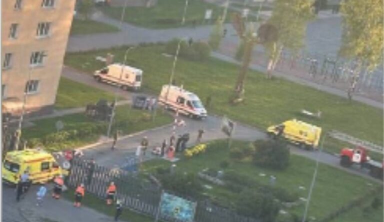 (VIDEO) HAOS U RUSIJI Еksplozija na univerzitetu u Sankt Peterburgu