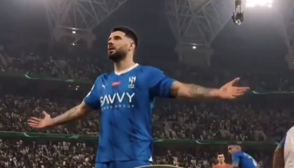 ZAVRŠIO SEZONU U VELIKOM STILU Aleksandar Mitrović donio pobjedu timu u sudijskoj nadoknadi
