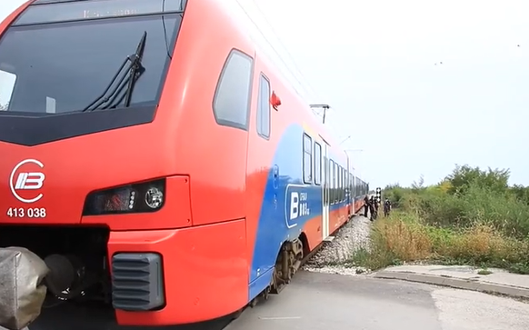 VOZ UDARIO ŽENU U ČAČKU Sa teškim povredama primljena u bolnicu