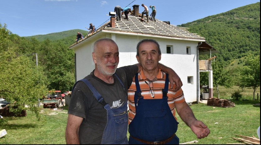 NA "MOBI" KOD LATIFA I SRBI I BOŠNJACI Ovako se radi tamo gdje su dobri ljudi i gdje cijene jedni druge