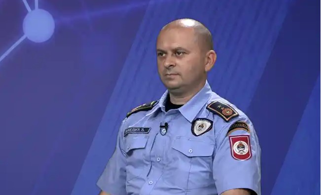 "TEŠKO JE IZNIJETI TOLIKU KOLIČINU NOVCA" Načelnik PU Banjaluka: Osobe koje su opljačkale mjenjačnicu na Laušu su najvjerovatnije još u BiH