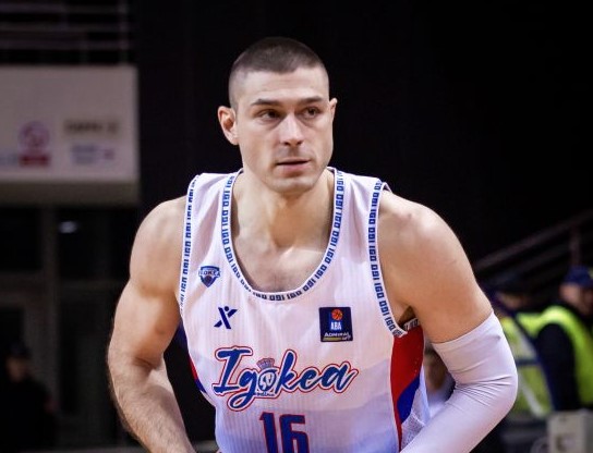 ALEKSANDROVČANI SLAVILI U ŠIROKOM Igokea sa prve pozicije čeka plej-of