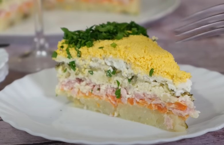 MIMOZA SALATA NAJBOLJI NAČIN DA UPOTRIJEBITE USKRŠNJA JAJA Po ovom receptu se pravi za 10 minuta, a ukus joj je sjajan