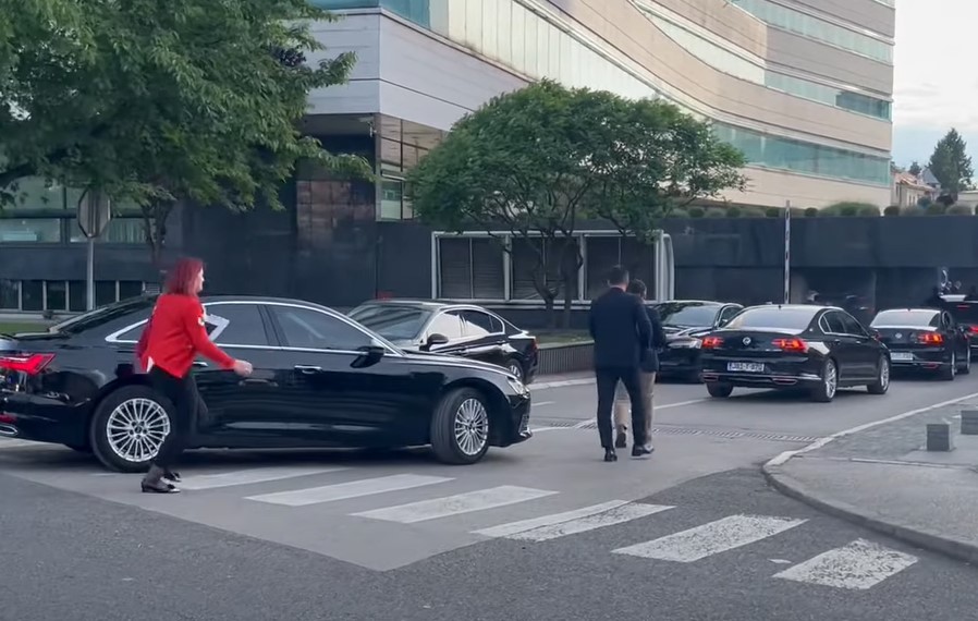 TRAŽI SE DOGOVOR U toku sastanak "trojke", SNSD-a i HDZ-a u Sarajevu