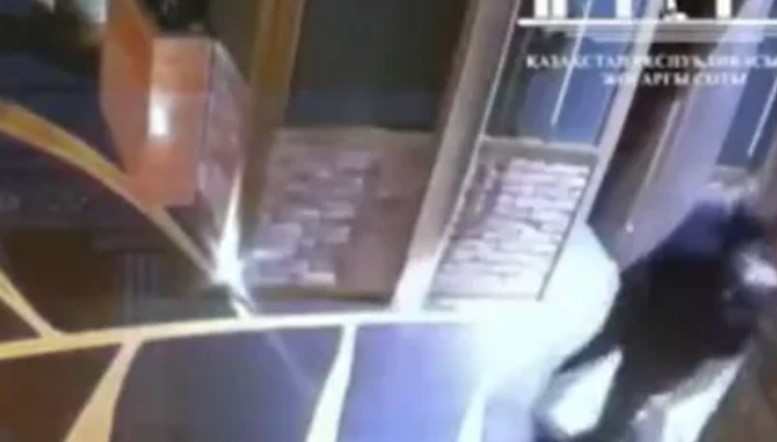 (FOTO/VIDEO) SVIJET OBIŠLI UZNEMIRUJUĆI PRIZORI Ministar suprugu tukao do smrti pa pozvao vidovnjaka