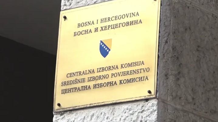 UZ POLICIJSKU PRATNJU Počeo transport biračkih spiskova