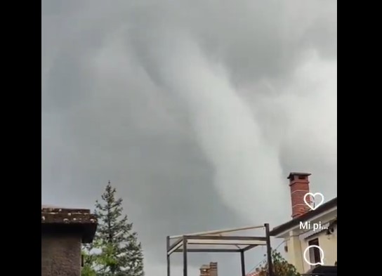 OBJAVLJEN SNIMAK Tornado u Sloveniji, sreća nije prouzrokovao materijalnu štetu