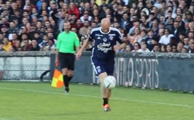 SNIMAK ĆE VAS OSTAVITI BEZ TEKSTA Zinedin Zidan je fudbalski Pikaso