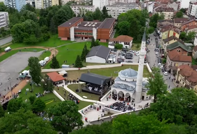 OGLASILA SE POLICIJA Otvaranje džamije Arnaudije u Banjaluci proteklo mirno i bez incidenta