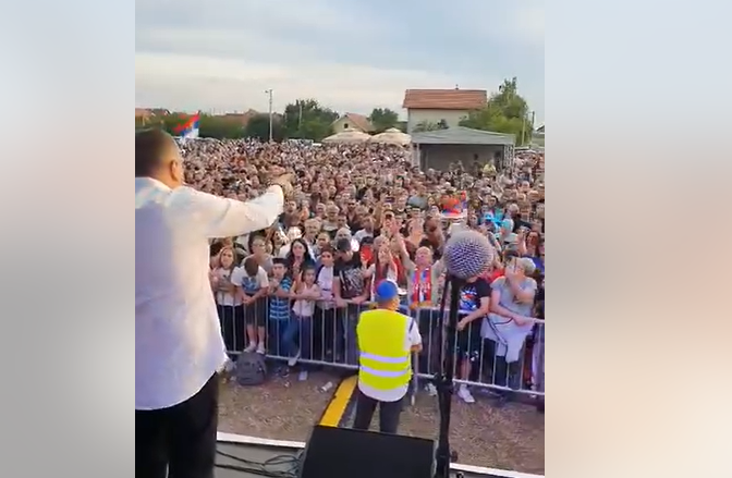 NEĆE BITI GRANICE NA DRINI Ori se poruka jedinstva srpskog naroda sa veselja u Busiji