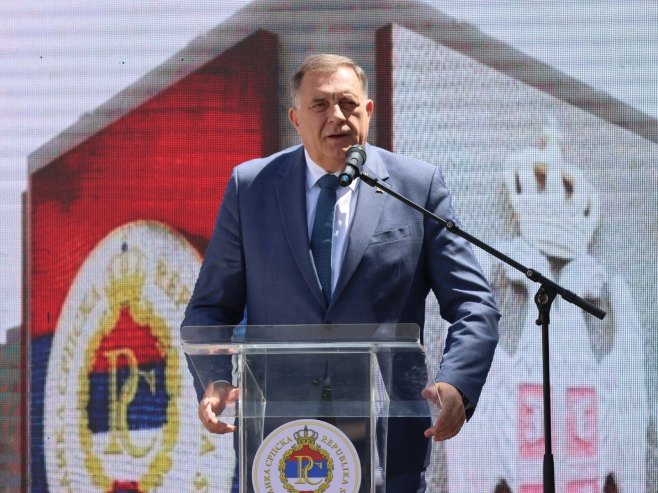(FOTO) "SREBRENICA JE IZNAD SVEGA POLITIČKA PLATFORMA" Dodik reagovao na skandalozni Bećirovićev govor, predsjednik Srpske mu zapušio usta surovom istinom