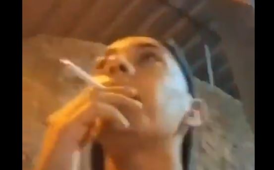 (UZNEMIRUJUĆI VIDEO) INFLUENSER UBIJEN TOKOM UKLJUČENJA UŽIVO Obraćao se pratiocima kada je odjeknuo prasak