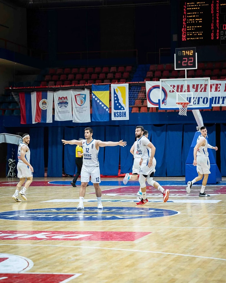 KOŠARKAŠI BORCA UPISALI NOVU POBJEDU Bosna pala u produžetku