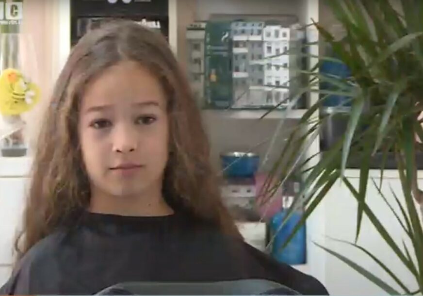 (VIDEO) HUMANOST NE POZNAJE GODINE Magdalena Miličić iz Banjaluke donirala je kosu djeci oboljeloj od malignih bolesti