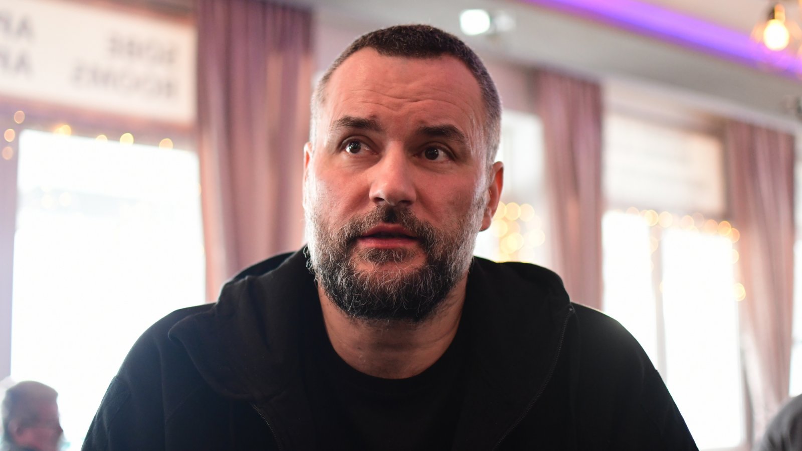 (VIDEO) ČOVJEK MI JE DAVIO SINA Oglasio se Gurović nakon sukoba na meču juniora