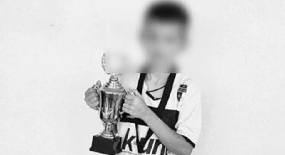 STRADAO U DRESU VOLJENOG KLUBA Derventa zavijena u crno zbog pogibije dječaka Danijela (12)