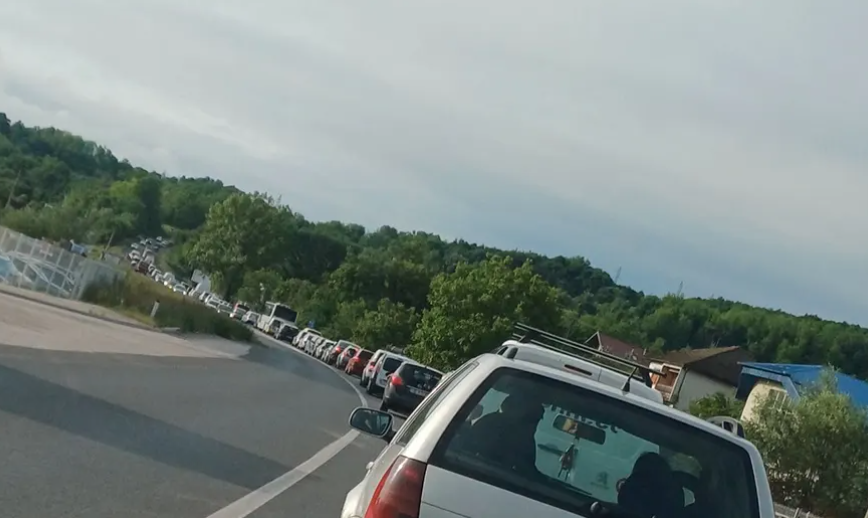 OGROMNE GUŽVE NA TUNJICAMA Saobraćajna nezgoda u Banjaluci