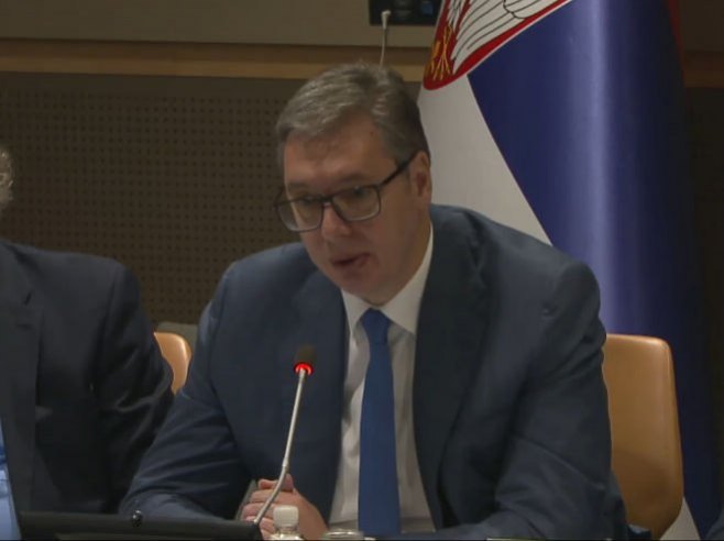 (VIDEO) "SVIMA ĆE BITI JAKO TEŠKO UKOLIKO REZOLUCIJA BUDE USVOJENA" Vučić: Srbija nikad neće biti ućutkana, istina nije jednostrana