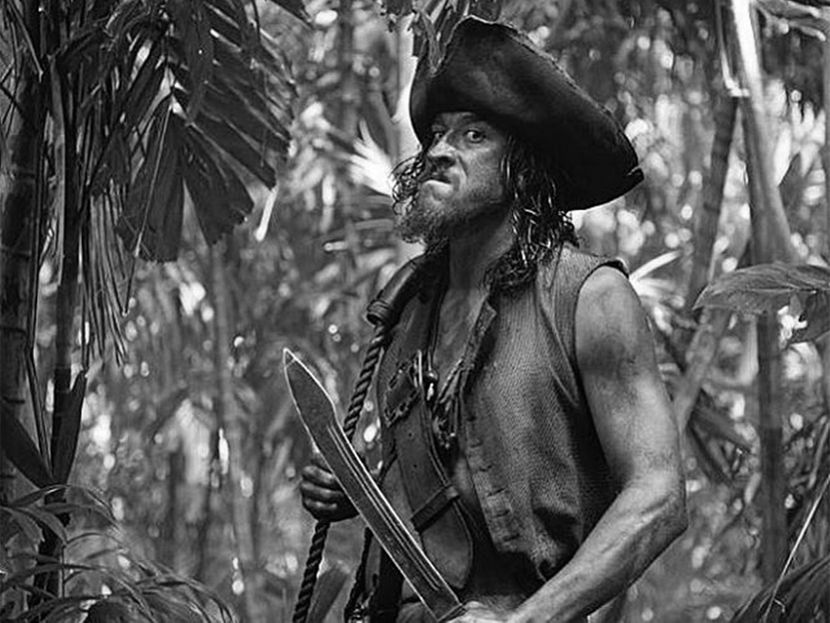 IZUJEDALE GA VODENE ZVIJERI Glumac iz "Pirata sa Kariba" preminuo nakon što ga je napala ajkula
