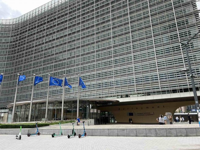 VUČIČ I KURTI U BRISELU 26. JUNA Sastanku će prisustvovati Borelj i Lajčak