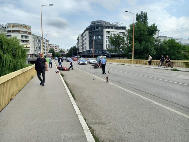 USPOREN SAOBRAĆAJ Sudarila se dva motocikla na Venecija mostu u Banjaluci