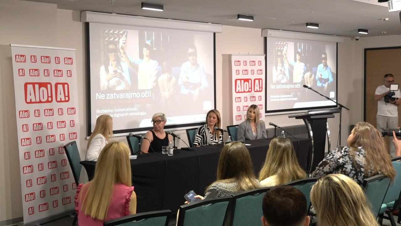 (FOTO/VIDEO) KAKO ZAŠTITITI DJECU OD POŠASTI INTERNETA Konferencija o bezbjednom i kontruktivnom korišćenju digitalnih medija