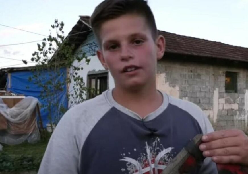 (VIDEO) RADOJA (12) JE VELIKI ČOVJEK I DOMAĆIN Majka ga je ostavila čim se rodio, a on ima samo jednu želju