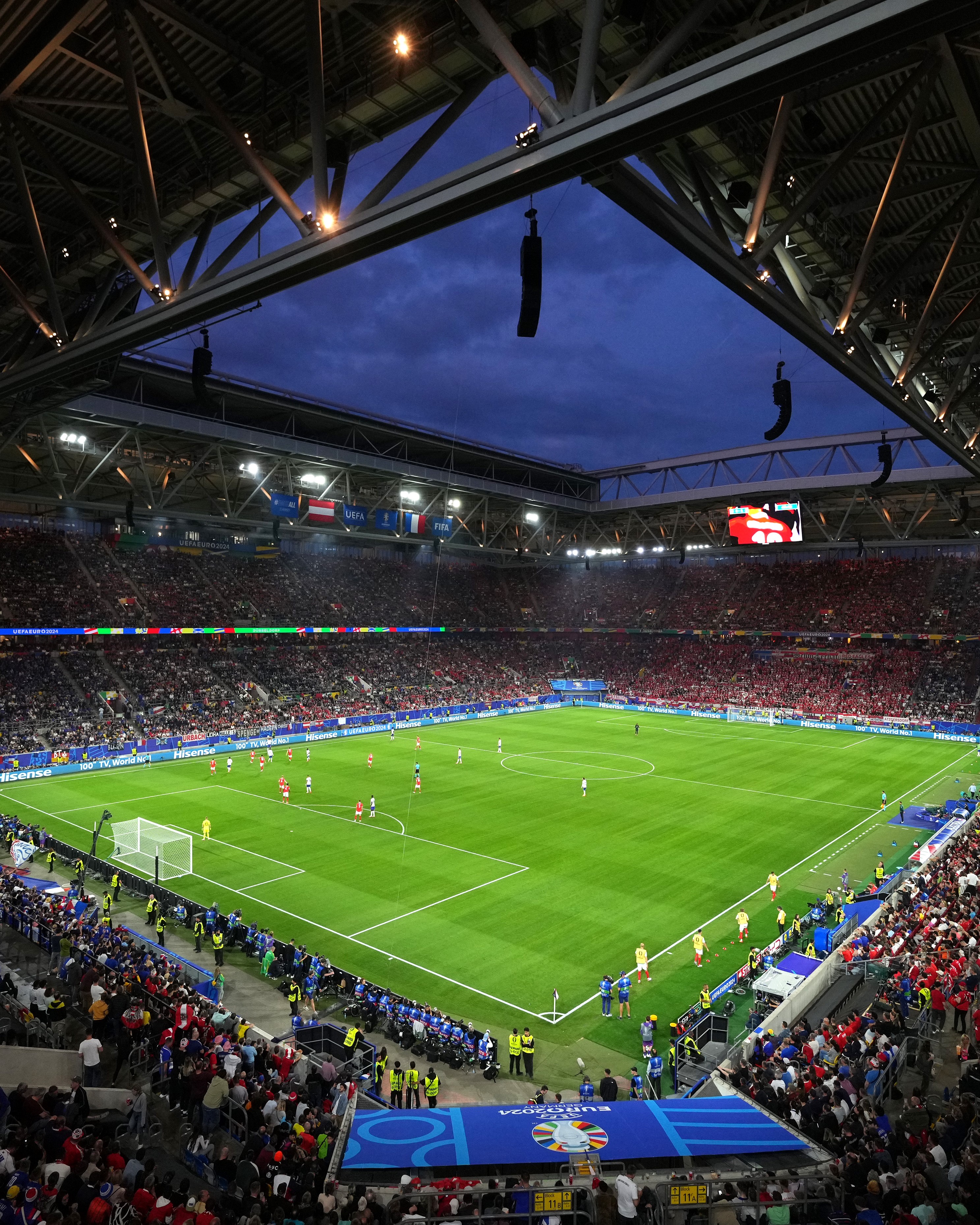 AUTOGOL VEBERA BIO DOVOLJAN Francuska krenula pobjedom, Austrijanci pružili dobar otpor
