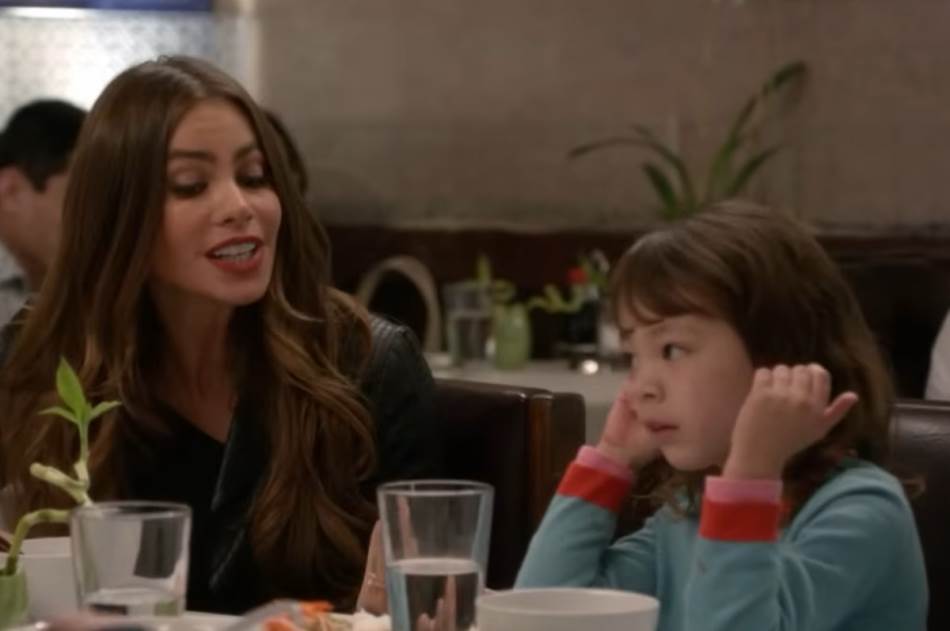 (FOTO) DA LI BISTE JE PREPOZNALI? Lili iz hit serije izrasla u pravu ljepoticu