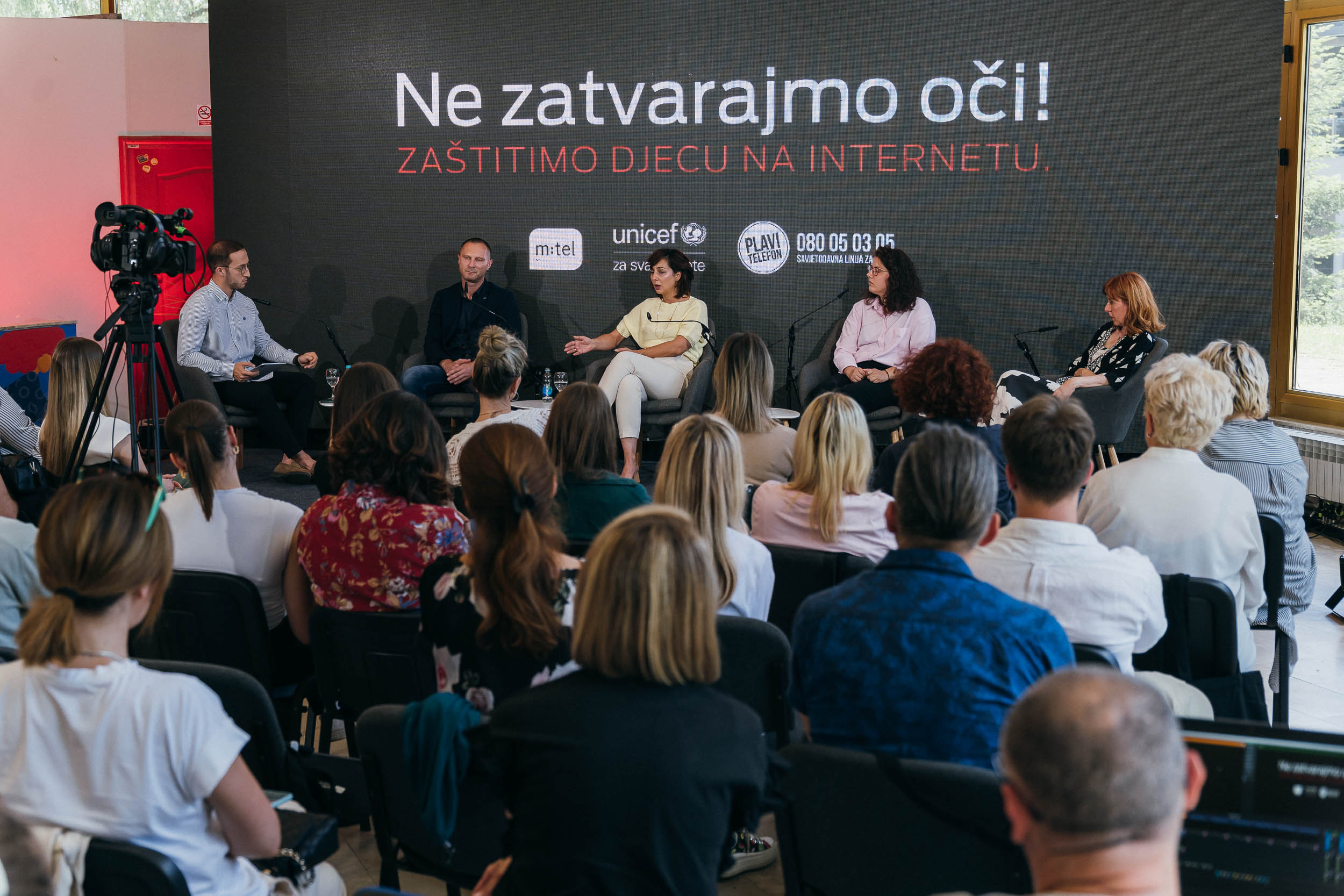 Komunikacija i edukacija - imperativ u borbi protiv online nasilja!
