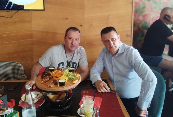 HARI MATA HARI U BANJALUCI Doktor Đajić ugostio čuvenog pjevača