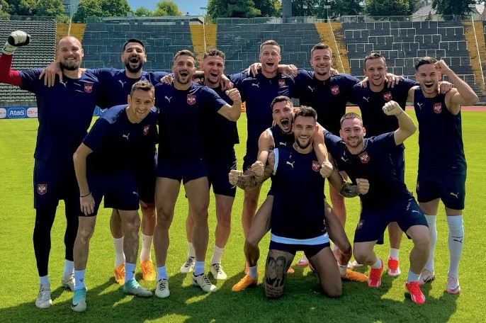 LIJEPO VRIJEME ISPRATILO ORLOVE Fudbaleri Srbije spremni za odlučujući meč sa Danskom