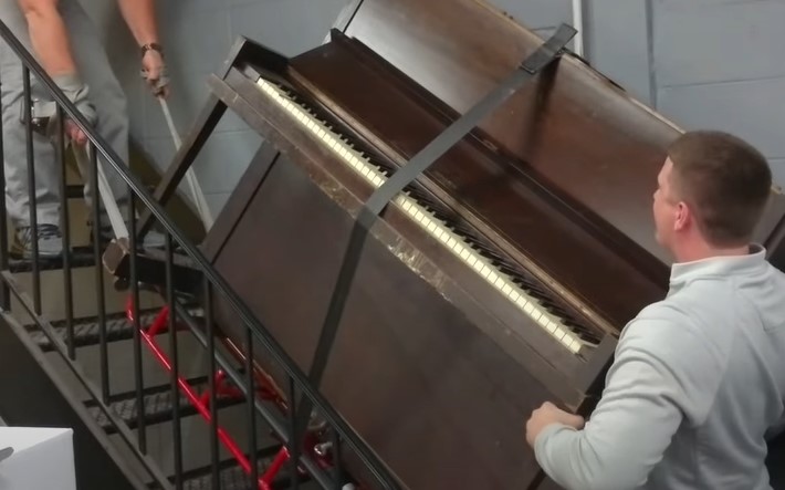 VIC DANA Nosili Mujo i Suljo klavir na 15. sprat nebodera...