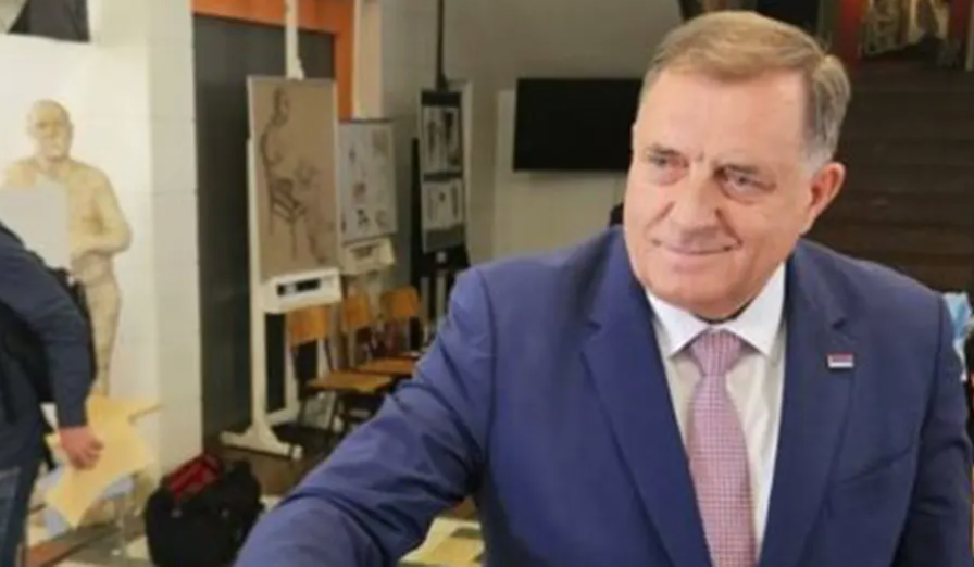 ISPUNIO SVOJU DUŽNOST Dodik glasao na izborima u Beogradu